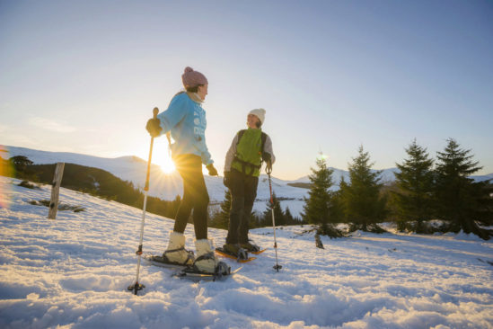 A raquettes sur les pentes des volcans d'Auvergne